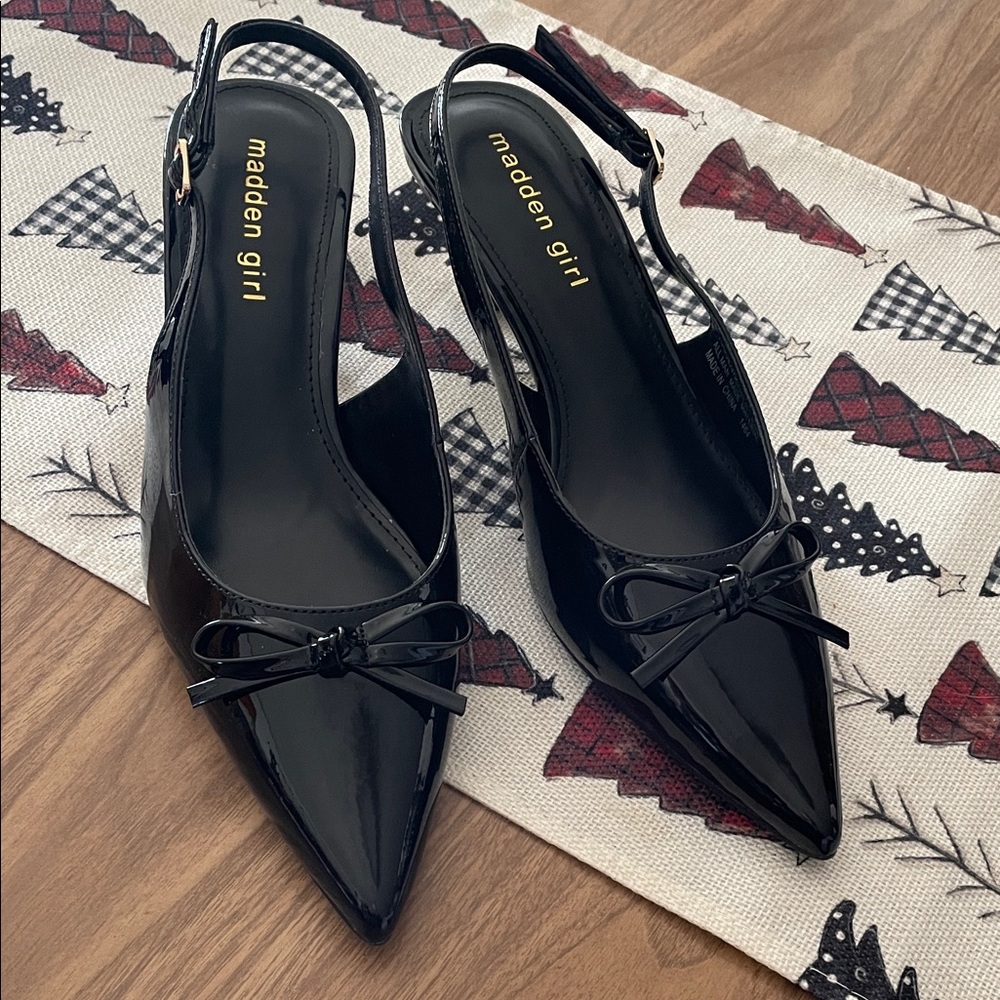Madden Girl Black Patent Pointed Slingback Heels with Bow Accent